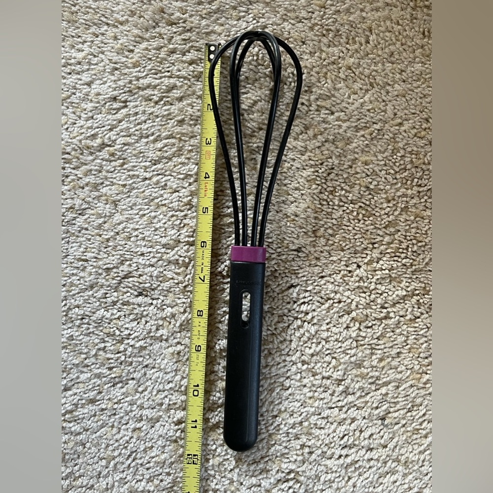 Tupperware whisk - Picture 5 of 5